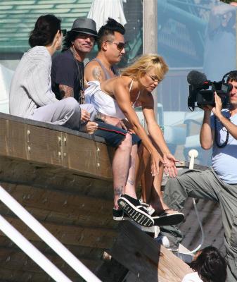 Pamela Anderson 10.jpg