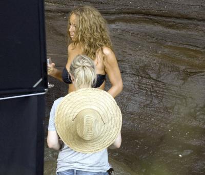 Mariah Carey spotted in bikini