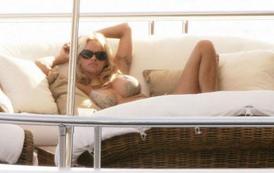 Pamela Anderson 6.jpg