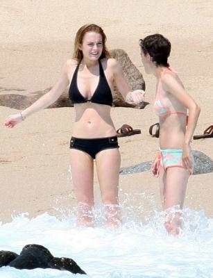 Lindsay Lohan gets in water