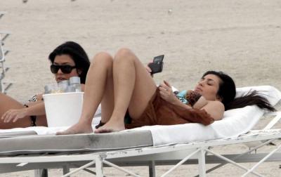 Kim Kardashian in Bikini 13.jpg