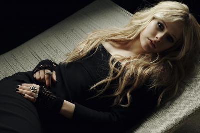 Avril Lavigne Elle Quebec 11.jpg