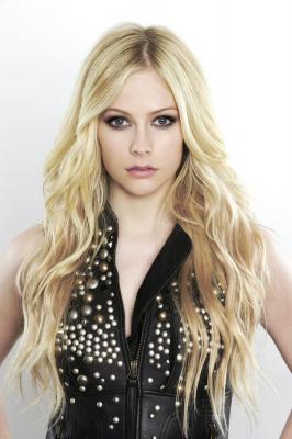 Avril Lavigne New photo shoot height=