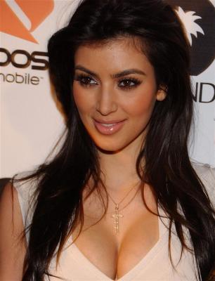 Kim Kardashian 6.jpg