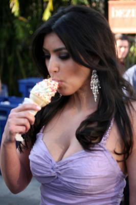 Kim Kardashian 9.JPG
