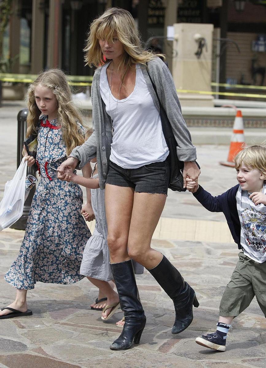 Kate Moss out with kids