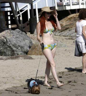Phoebe Price with her dog