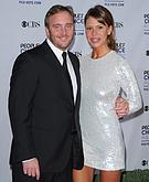Nikki Cox and Jay Mohr