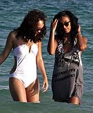 Solange Knowles in sea