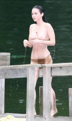Megan Fox, nude