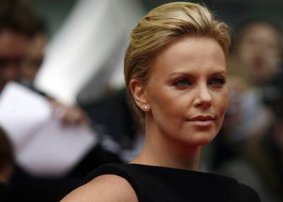 Charlize Theron 12.jpg