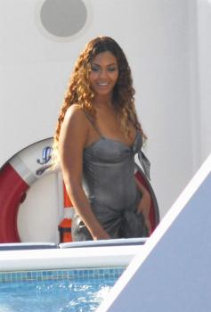 Beyonce Knowles 4.jpg