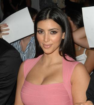 Kim Kardashian 3.jpg