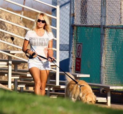 Pamela Anderson with dog