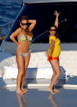 Mariah Carey Bikini 2.jpg