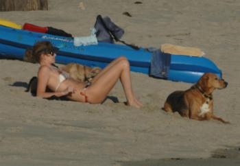 Charlize Theron Bikini Beach11.jpg