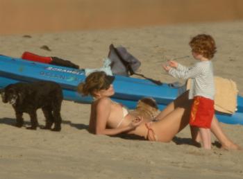 Charlize Theron Bikini Beach8.jpg