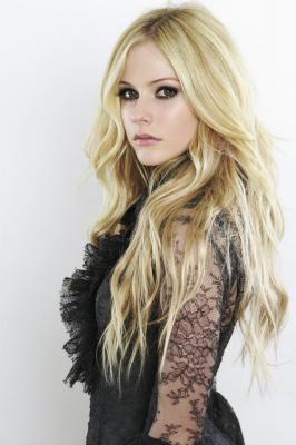 Avril Lavigne Elle Quebec 5.jpg
