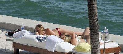 Jennifer Aniston wearing Bikini
