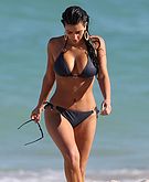  Kim Kardashian in bikini