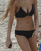 Lindsay Lohan, bikini closeup